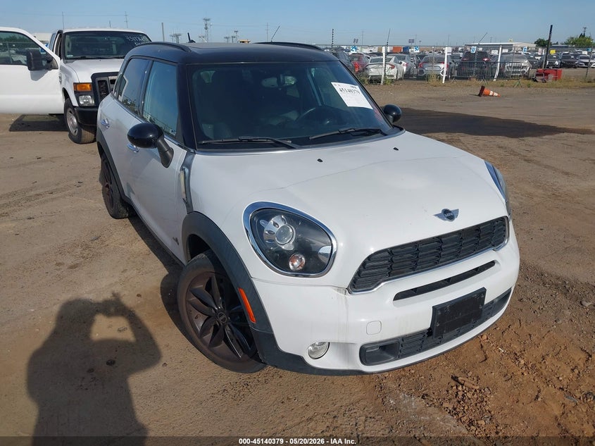 Vin: wmwzc5c53dwp30147, lot: 45638008, mini countryman cooper s 2013 img_1
