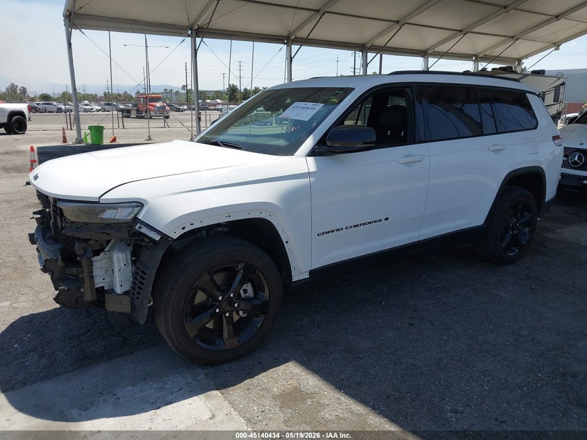 2024 JEEP GRAND CHEROKEE L auction photo 2