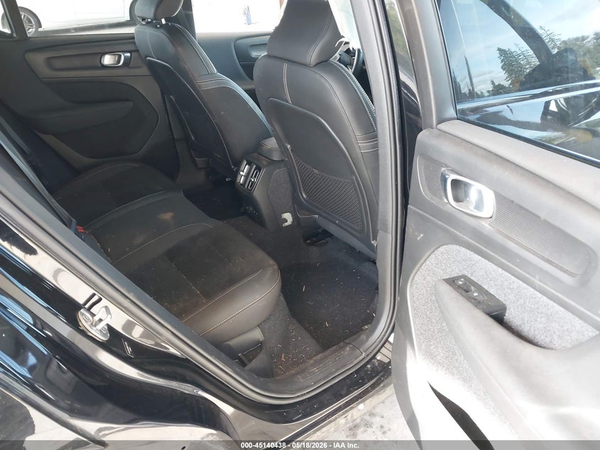 2022 Volvo Xc40 Recharge Pure Electric P8 Twin Plus VIN: YV4ED3UR9N2713766 Lot: 45140438