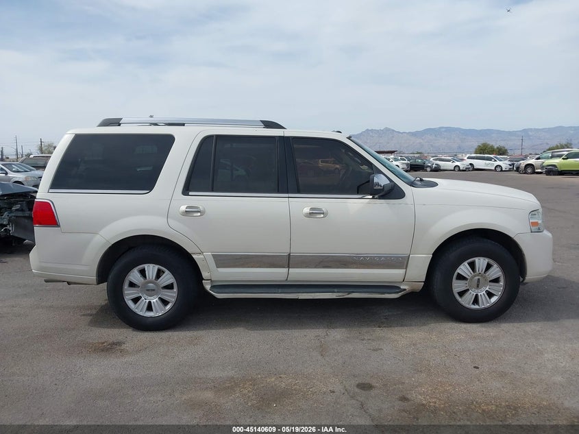 2008 Lincoln Navigator VIN: 5LMFU27598LJ17901 Lot: 45140609