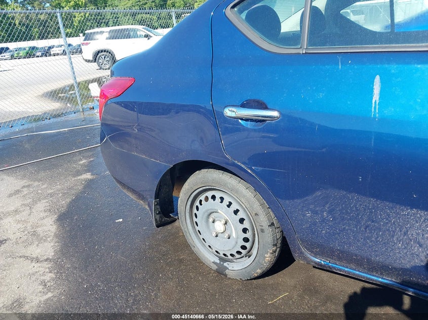 2012 Nissan Versa 1.6 1.6 Sv blue Lot 111045140666 Vin 3N1CN7AP5CL890475