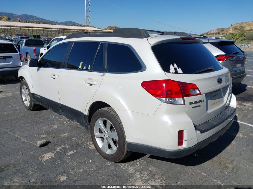 Vin: 4s4brbcc4d3207071, lot: 45638317, subaru outback 2.5i premium 20133