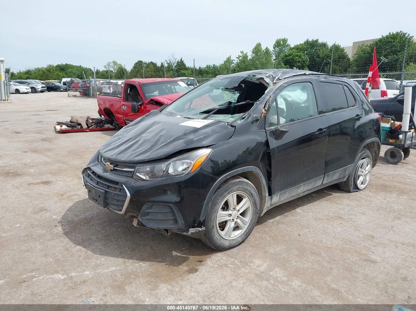 2021 CHEVROLET TRAX auction photo 2