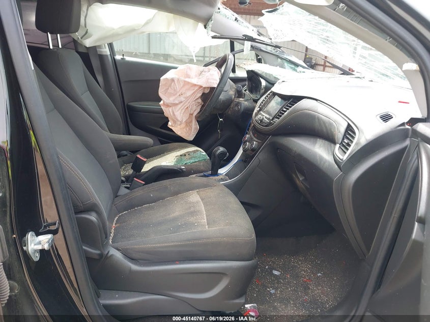 2021 CHEVROLET TRAX auction photo 5