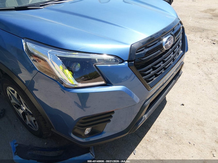 2024 SUBARU FORESTER auction photo 6