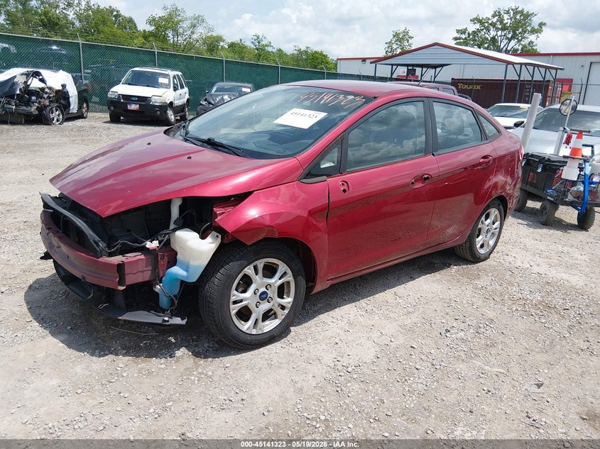 Vin: 3fadp4bj5fm138106, lot: 45638962, ford fiesta se 20152