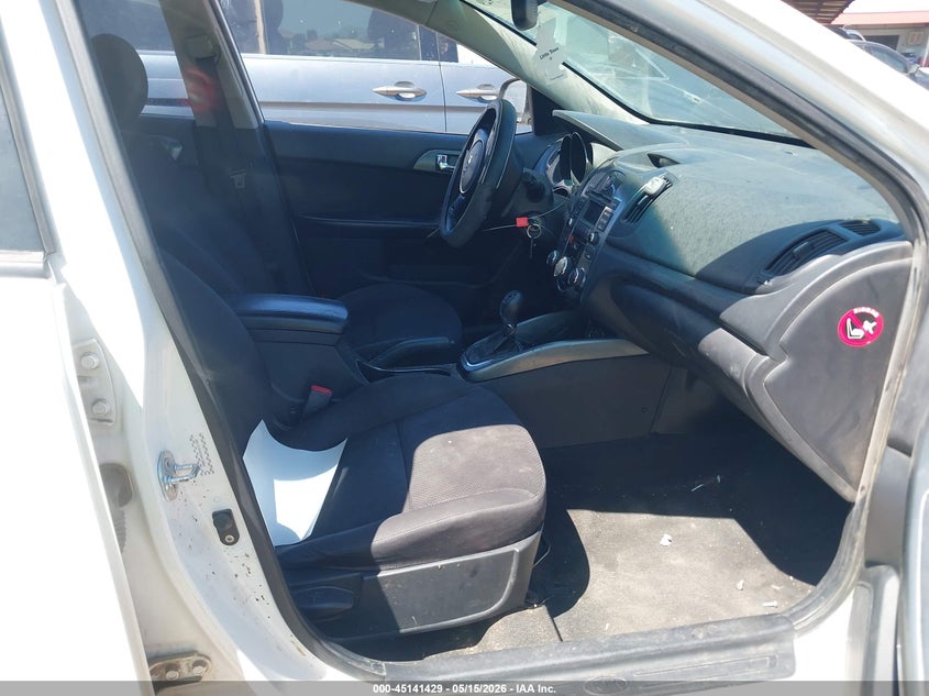 2013 KIA FORTE SEDAN 2.0L I-4 DOHC, VVT, 156HP