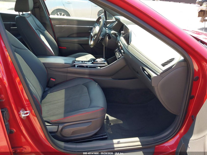 2022 HYUNDAI SONATA auction photo 5