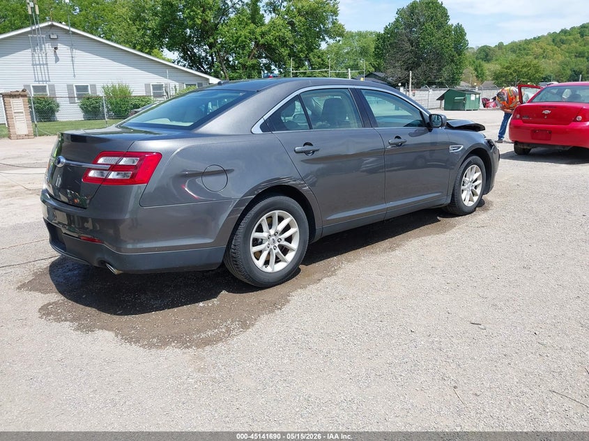 2015 FORD TAURUS auction photo 4