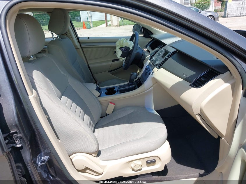 2015 FORD TAURUS auction photo 5