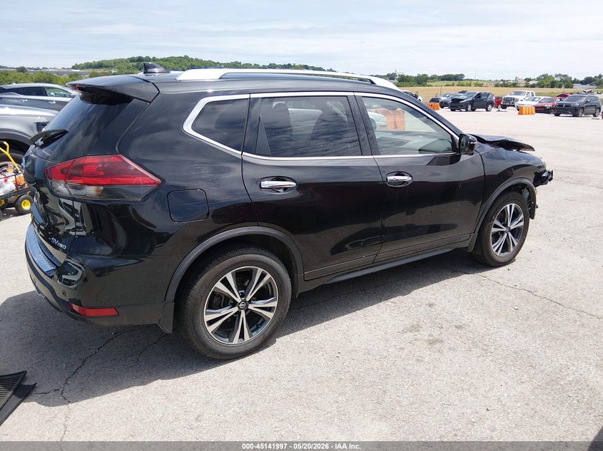 2019 NISSAN ROGUE auction photo 4