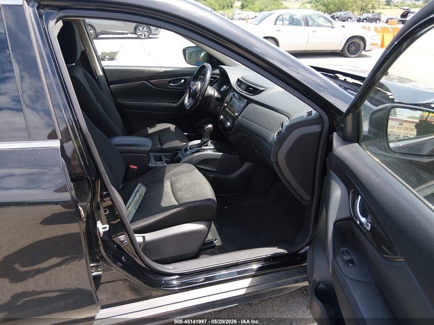 2019 NISSAN ROGUE auction photo 5
