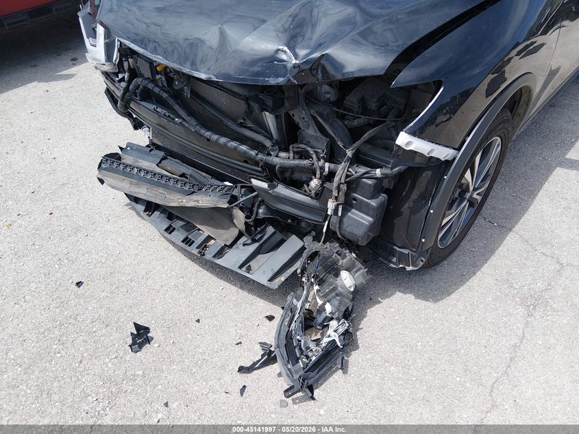 2019 NISSAN ROGUE auction photo 6