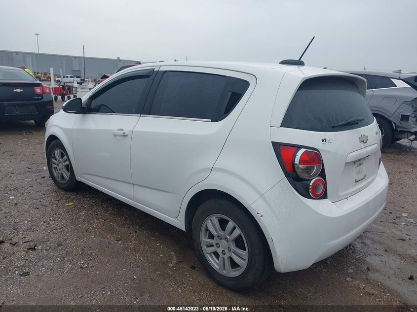 Vin: 1g1jc6sh1f4177913, lot: 45639662, chevrolet sonic lt auto 20153