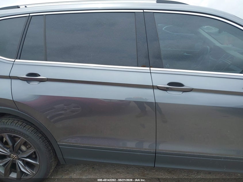 2022 VOLKSWAGEN TIGUAN 2.0T SE — Photo 13