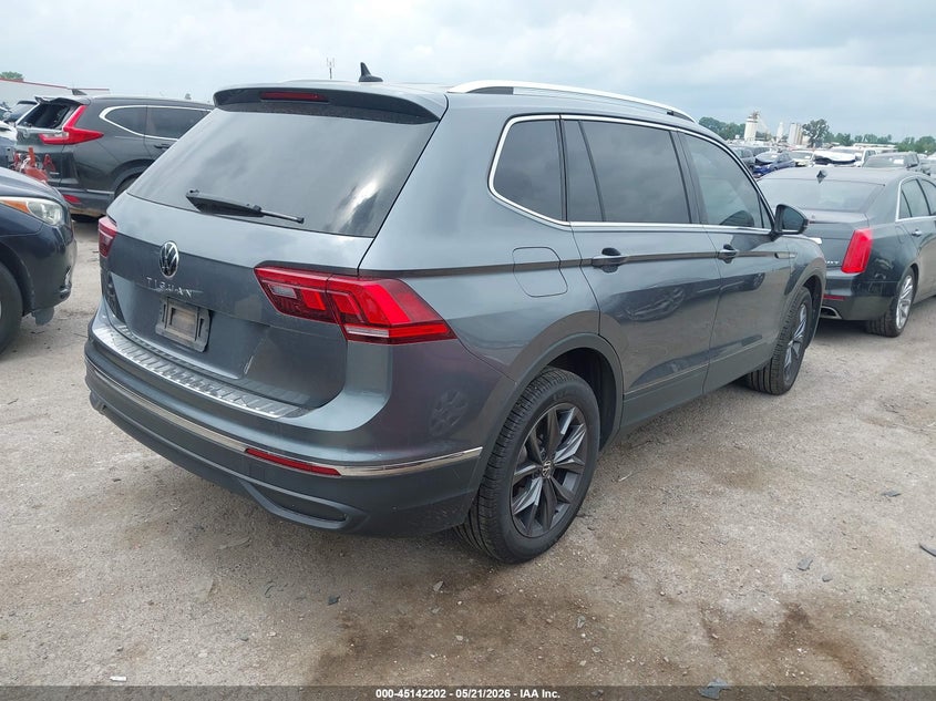 2022 VOLKSWAGEN TIGUAN 2.0T SE — Photo 4