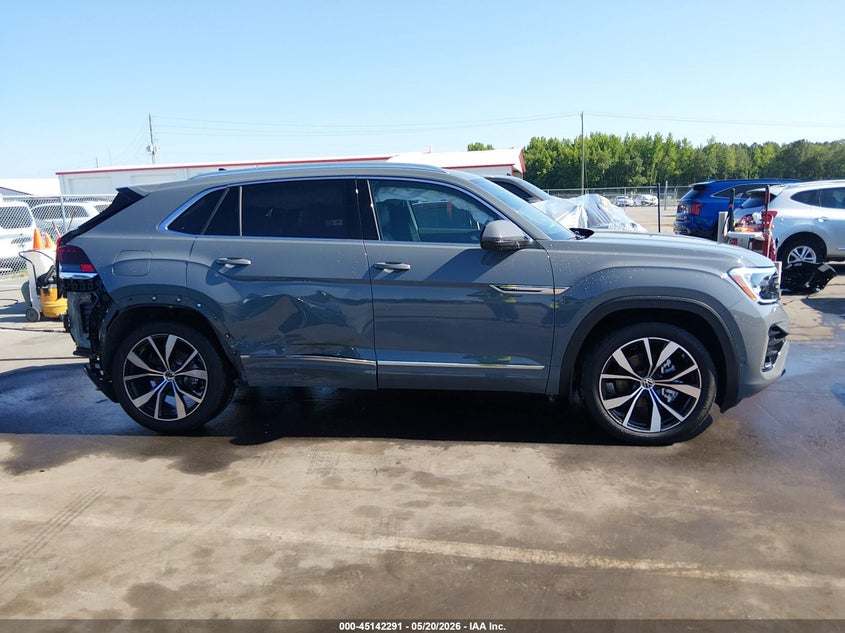2026 VOLKSWAGEN ATLAS CROSS SPORT SEL PREMIUM R-LINE — Photo 13