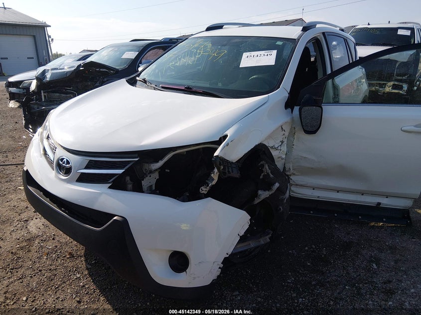 2014 TOYOTA RAV4 auction photo 2