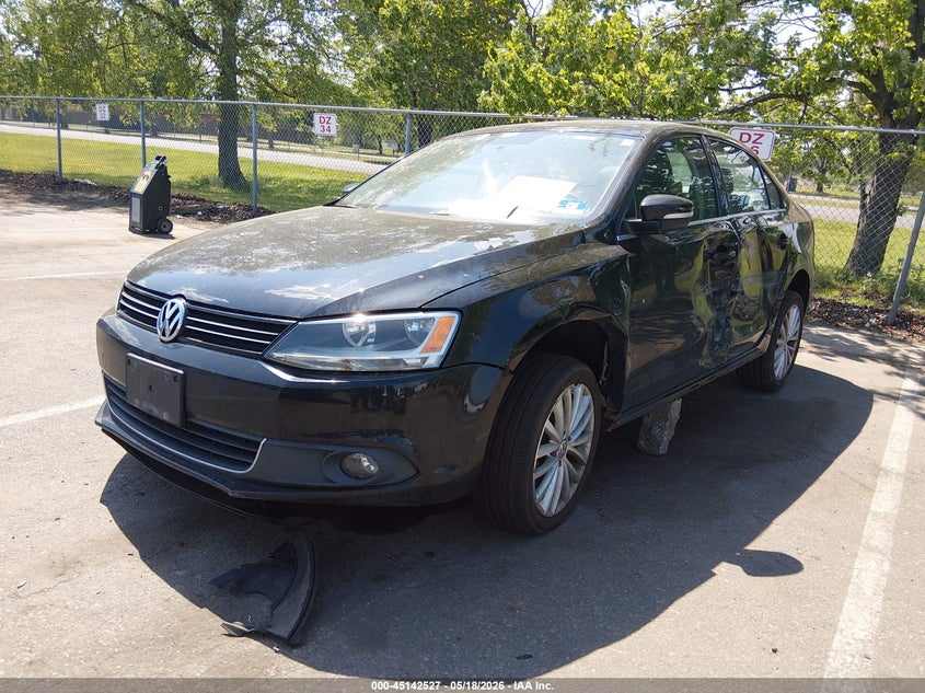 2013 VOLKSWAGEN JETTA auction photo 2