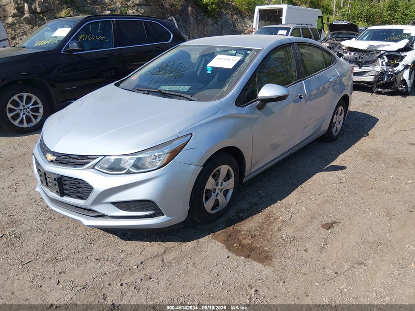 2018 Chevrolet Cruze Ls Auto 1G1BC5SM2J7113334 photo 1