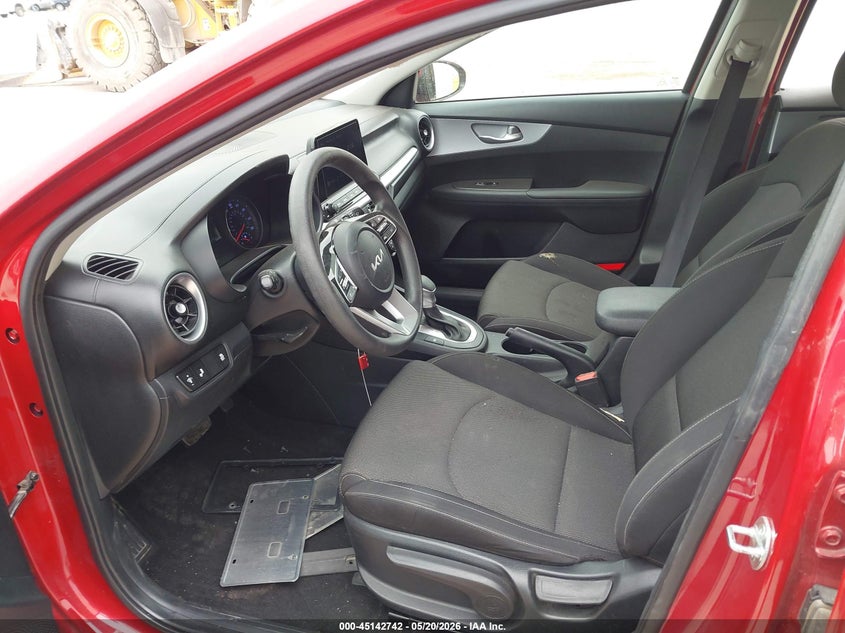 2024 KIA FORTE auction photo 5