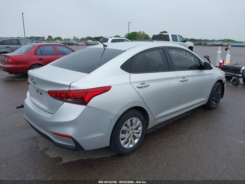 Vin: 3kpc24a33je026317, lot: 45640407, hyundai accent se 20184