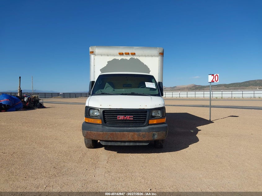 2008 GMC Savana Cutaway Work Van VIN: 1GDJG31K481906185 Lot: 45142947