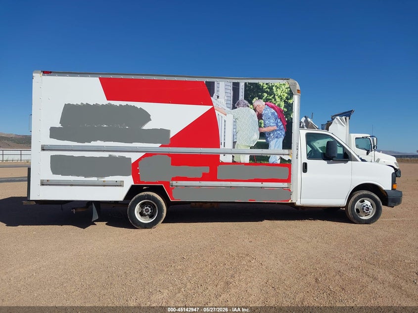 2008 GMC Savana Cutaway Work Van VIN: 1GDJG31K481906185 Lot: 45142947