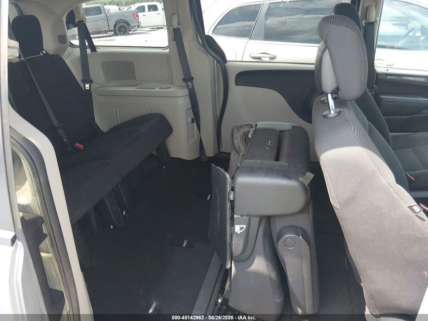 2020 DODGE GRAND CARAVAN auction photo 8