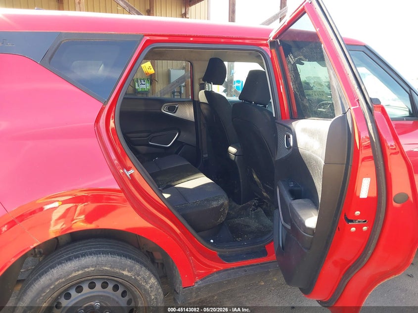 2021 KIA SOUL auction photo 8