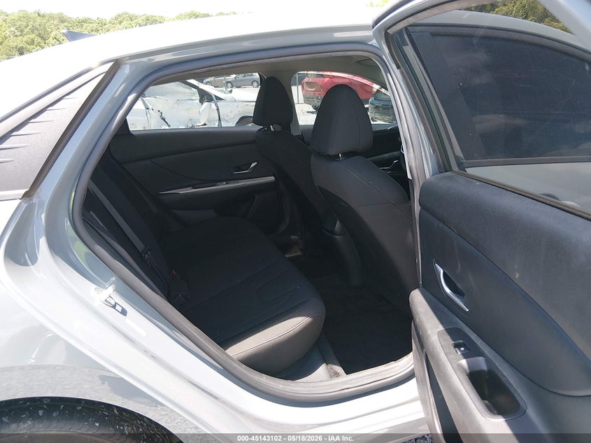 AtlanticExpress - Hyundai Elantra