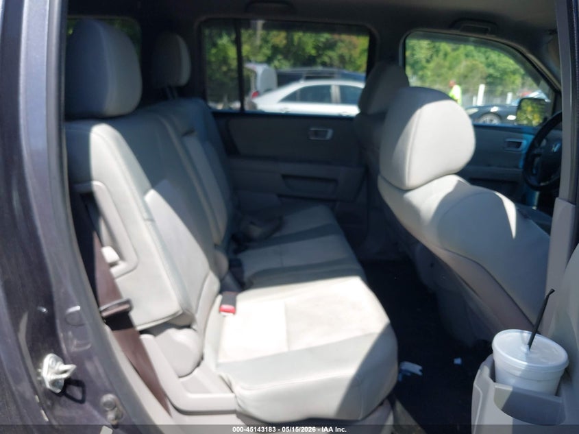 2015 HONDA PILOT auction photo 8