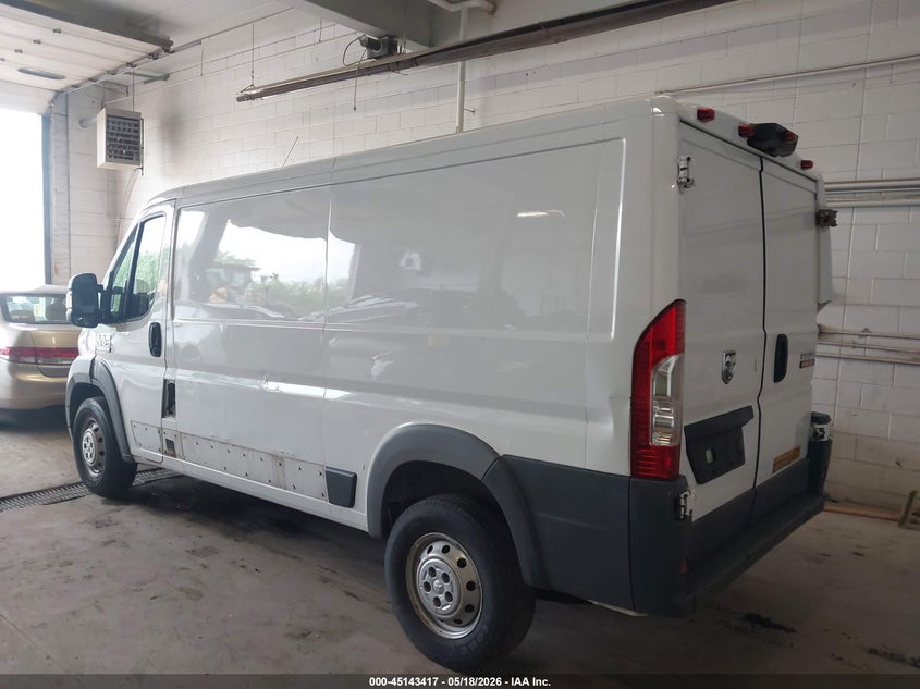 Vin: 3c6trvag5je100526, lot: 45641057, ram promaster 1500 low roof 136 wb 20183