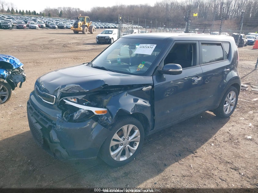 2014 KIA SOUL auction photo 2