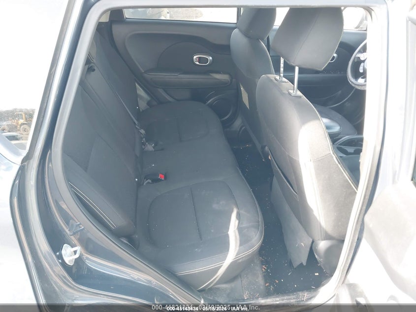 2014 KIA SOUL auction photo 8
