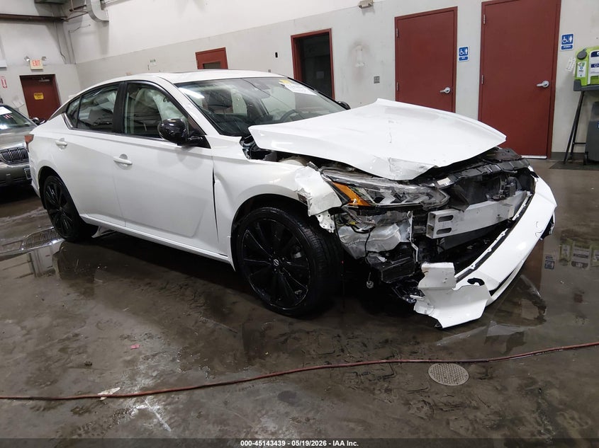 NISSAN ALTIMA SR INTELLIGENT AWD 2022