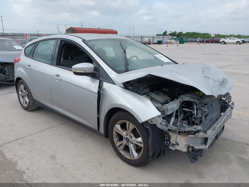 Vin: 1fadp3k21el231496, lot: 45641129, ford focus se 2014 img_1
