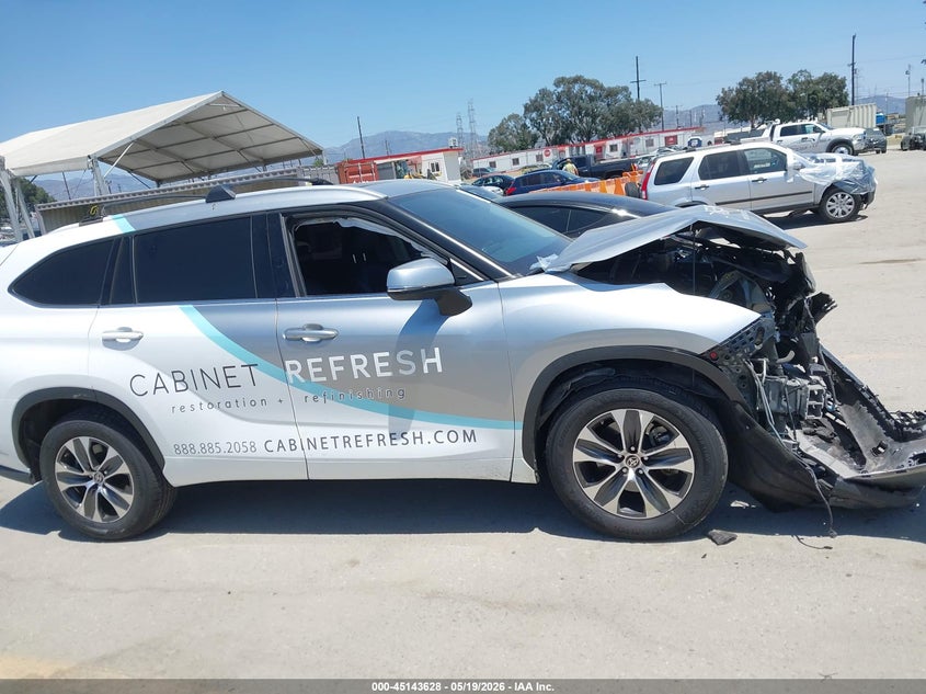 AtlanticExpress - Toyota Highlander Hybrid