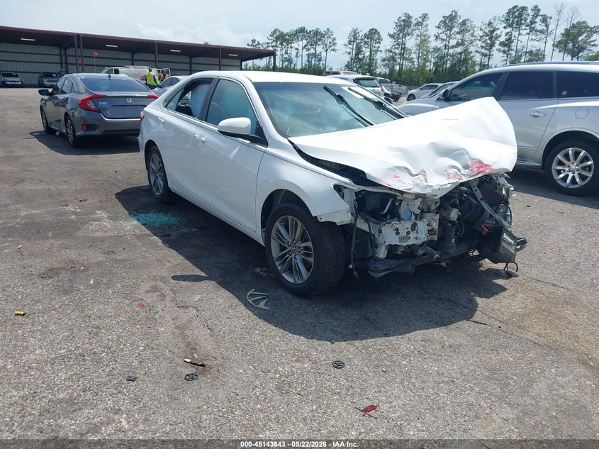 2017 TOYOTA CAMRY SE