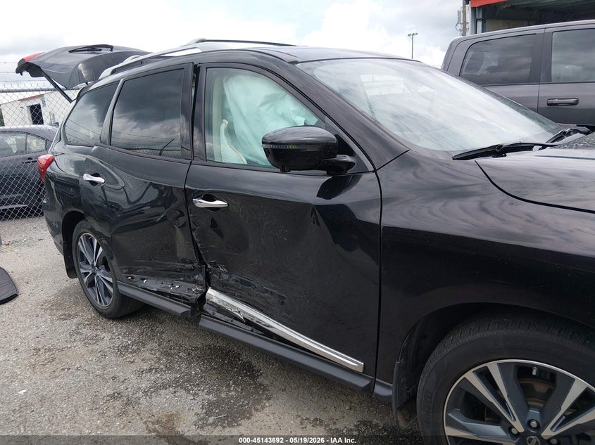 VIN 5N1DR2MN4HC902407 2017 NISSAN PATHFINDER PLATINUM