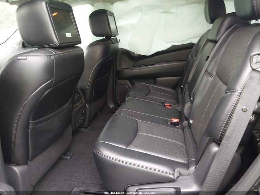 VIN 5N1DR2MN4HC902407 2017 NISSAN PATHFINDER PLATINUM