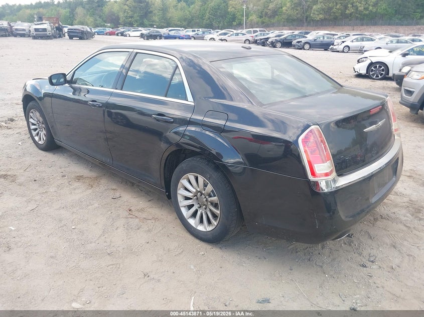 Vin: 2c3ca4cg8bh531850, lot: 45641510, chrysler 300 20113