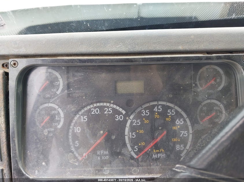 2004 OTHER FREIGHTLINER MEDIUM CONVENTIONAL FL112 TRUCK N/A