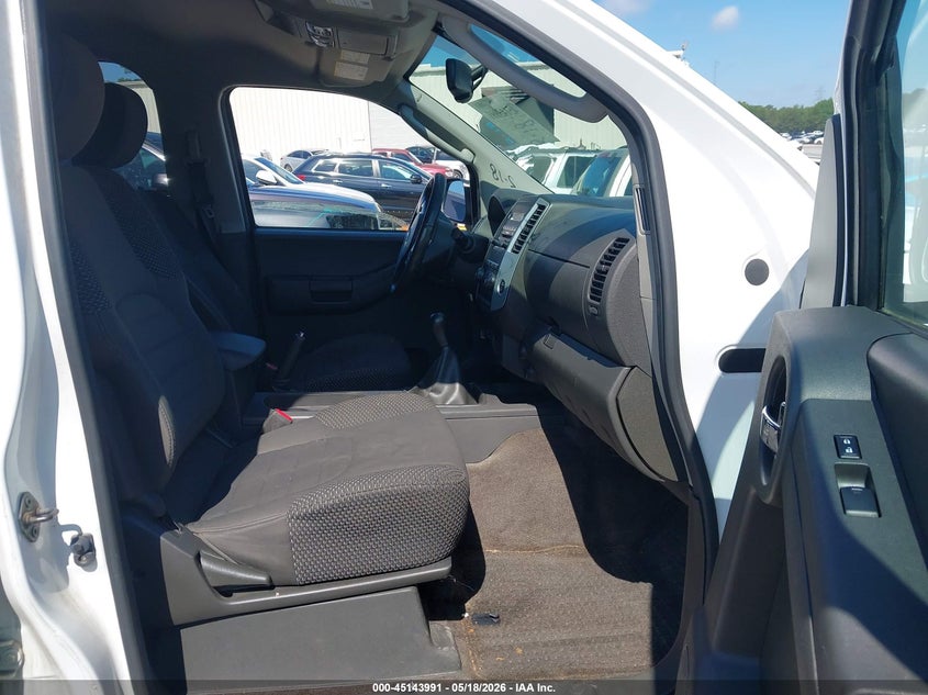 2012 NISSAN XTERRA auction photo 5
