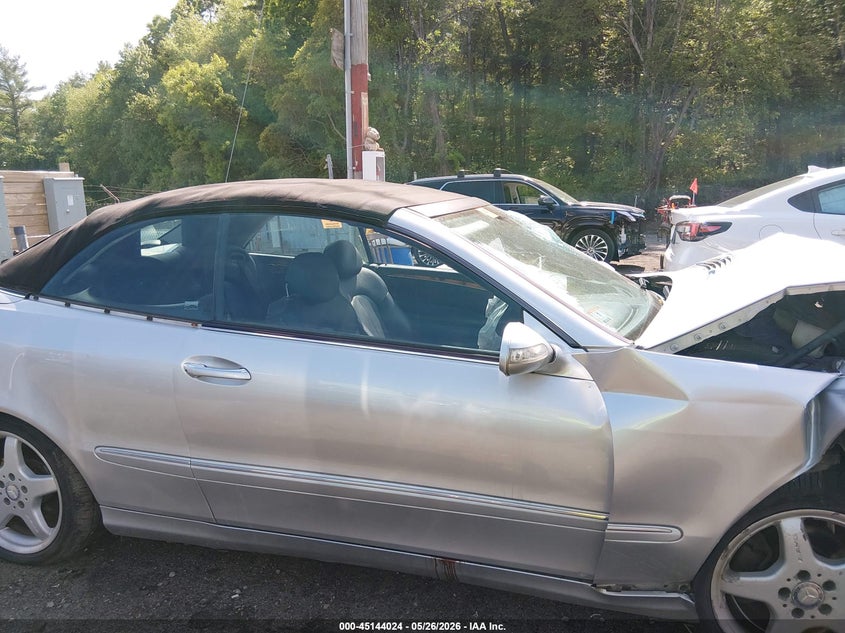 2005 Mercedes-Benz Clk 320 VIN: WDBTK65G05T043421 Lot: 45144024