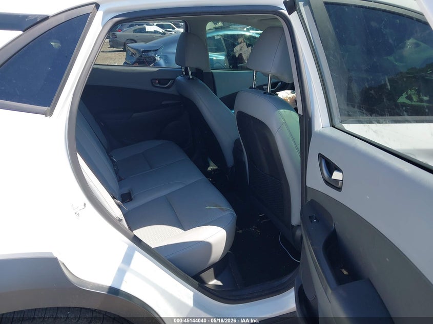 2021 HYUNDAI KONA ULTIMATE — Photo 8