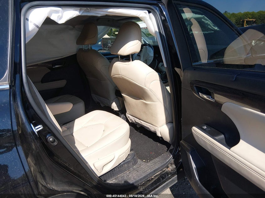 2023 TOYOTA HIGHLANDER auction photo 8