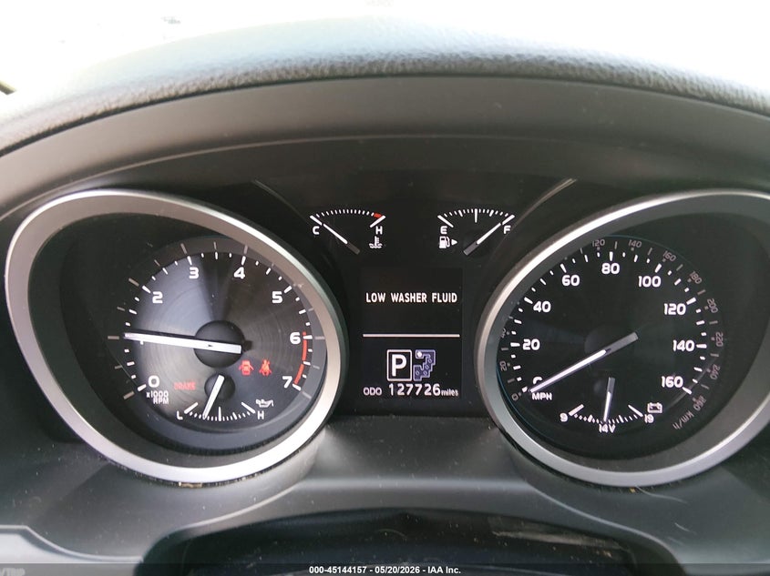 2015 Toyota Land Cruiser V8 VIN: JTMHY7AJ2F4035703 Lot: 45144157
