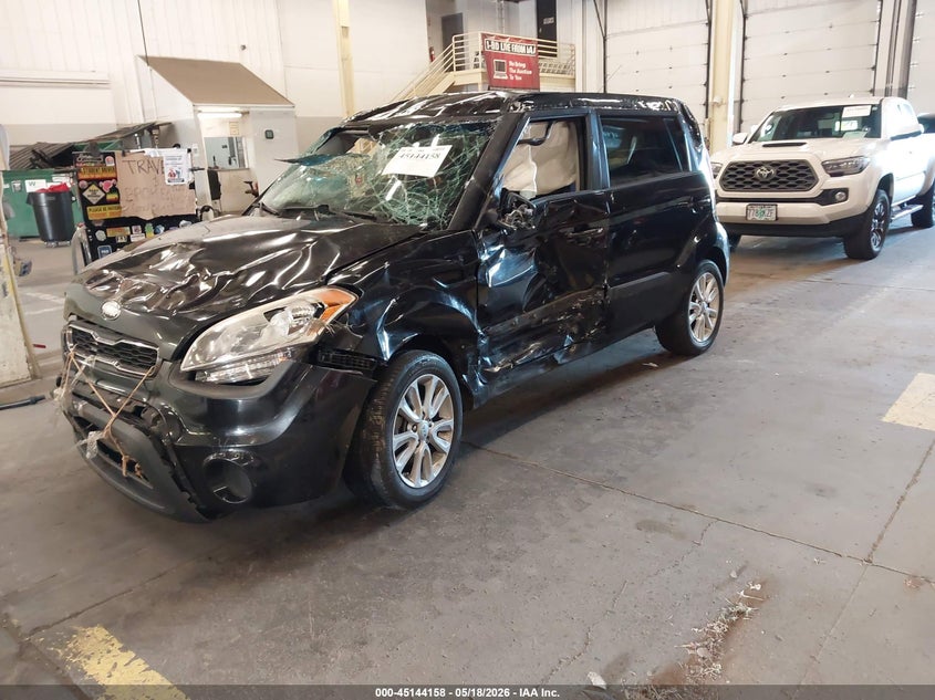 2013 KIA SOUL auction photo 2
