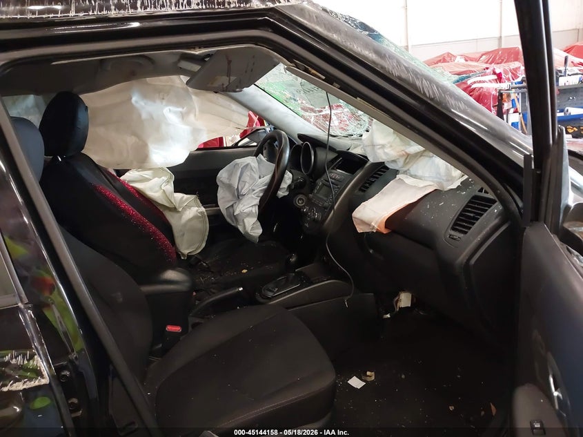 2013 KIA SOUL auction photo 5
